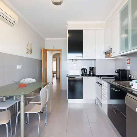 Modern Flat דירה קווארטיירה